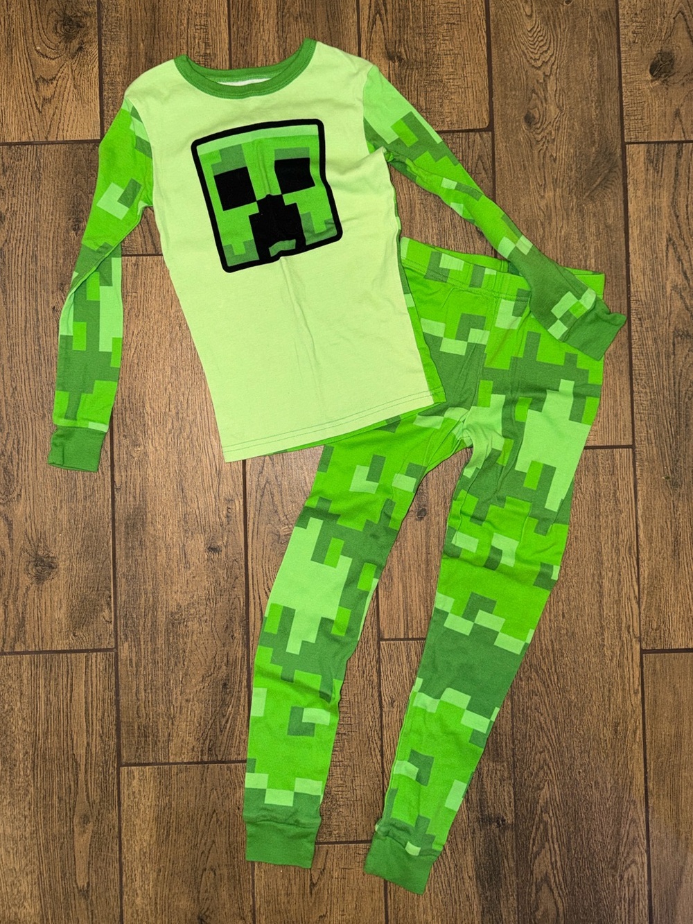Minecraft Creeper Kids Pajama Set - Green Long Sleeve & Pants